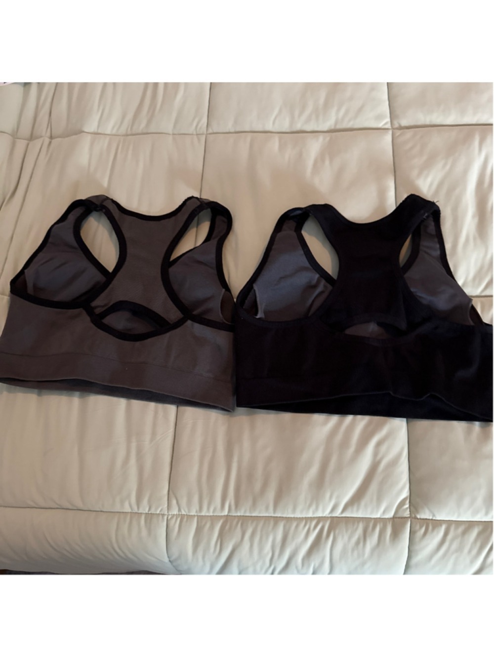 #0271 - Women's Unbranded Sports Bras L Black Gray - Picture 2 of 3